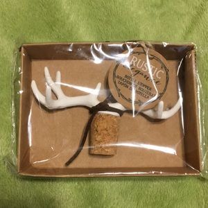 Antler wine stopper